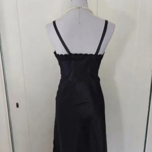 Vintage Black Barbizon Candie Tafredda Scalloped Edges Sexy Unique‎ Slip Dress